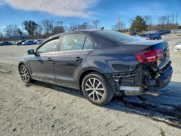 3VWDB7AJ0HM328679 2017 VOLKSWAGEN JETTA - Image 2