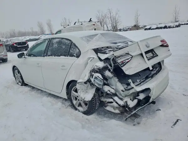3VWDB7AJ0HM340038 2017 VOLKSWAGEN JETTA - Image 2