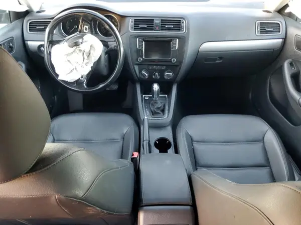 3VWDB7AJ0HM353131 2017 VOLKSWAGEN JETTA - Image 8