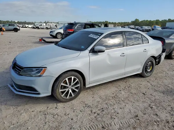 3VWDB7AJ0HM367918 2017 VOLKSWAGEN JETTA - Image 1