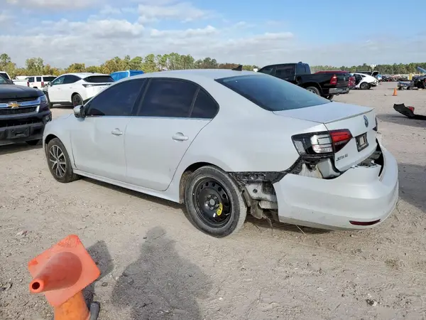3VWDB7AJ0HM367918 2017 VOLKSWAGEN JETTA - Image 2