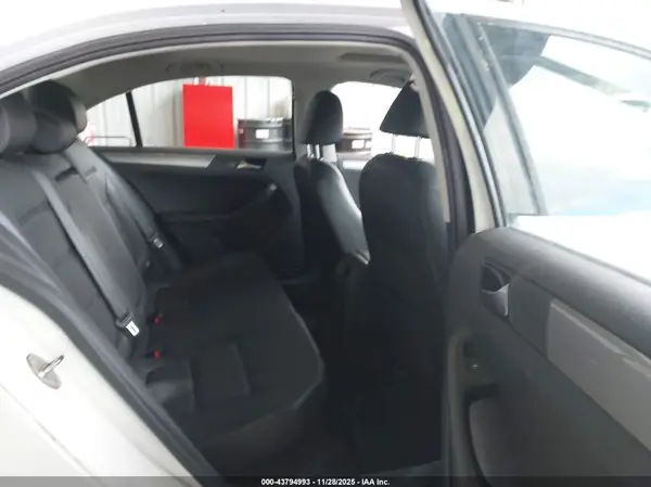 3VWDB7AJ0HM369409 2017 VOLKSWAGEN JETTA - Image 8