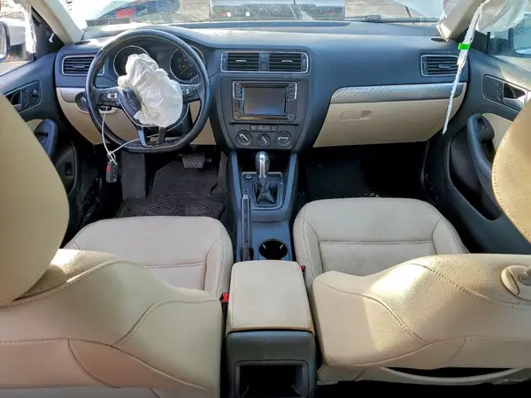 3VWDB7AJ0HM372391 2017 VOLKSWAGEN JETTA - Image 8