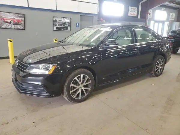 3VWDB7AJ0HM373735 2017 VOLKSWAGEN JETTA - Image 1