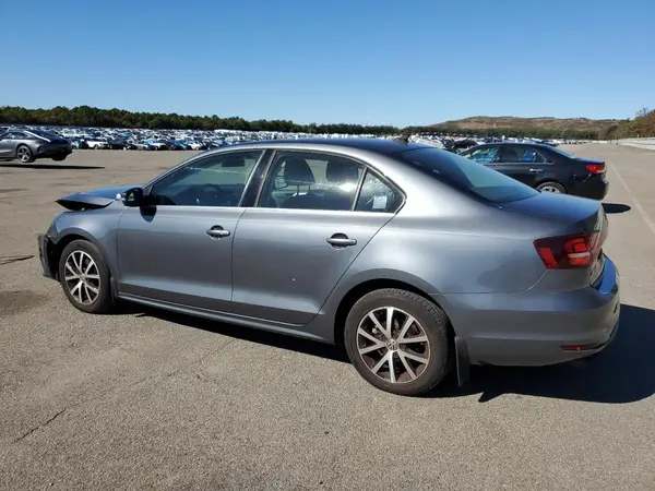 3VWDB7AJ0HM379888 2017 VOLKSWAGEN JETTA - Image 2