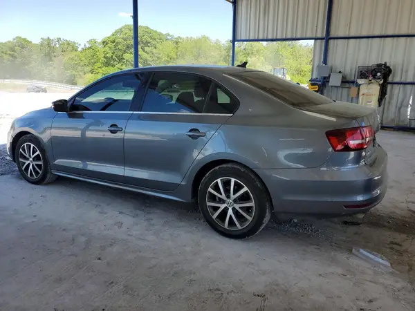 3VWDB7AJ0HM391992 2017 VOLKSWAGEN JETTA - Image 2