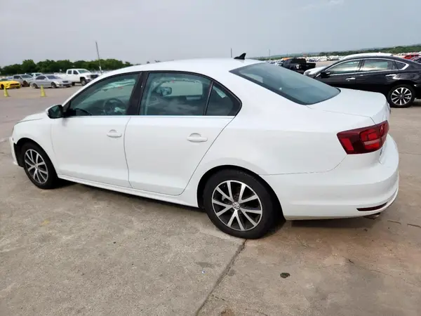 3VWDB7AJ0HM398408 2017 VOLKSWAGEN JETTA - Image 2