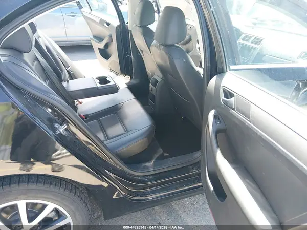 3VWDB7AJ0HM404577 2017 VOLKSWAGEN JETTA - Image 8