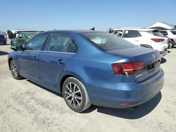 3VWDB7AJ0HM411268 2017 VOLKSWAGEN JETTA - Image 2
