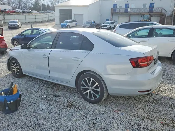 3VWDB7AJ0HM412081 2017 VOLKSWAGEN JETTA - Image 2