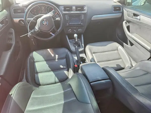 3VWDB7AJ0HM412100 2017 VOLKSWAGEN JETTA - Image 8