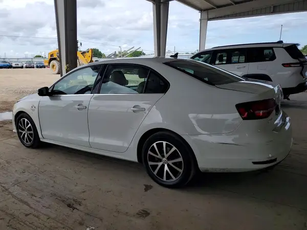 3VWDB7AJ0HM413604 2017 VOLKSWAGEN JETTA - Image 2