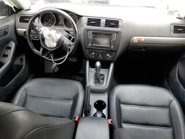 3VWDB7AJ0HM415188 2017 VOLKSWAGEN JETTA - Image 8