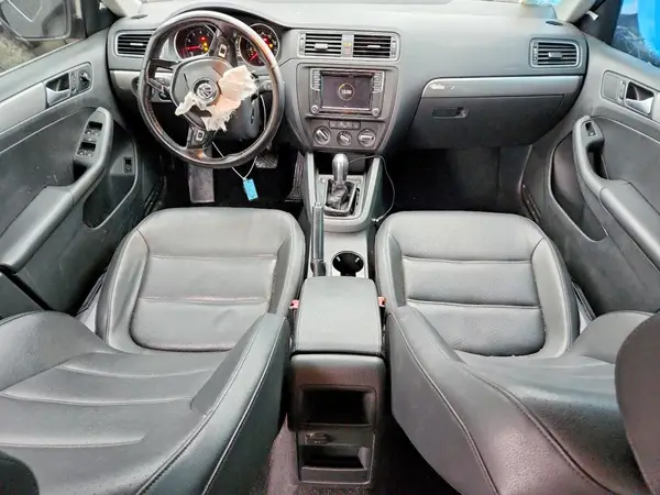 3VWDB7AJ0JM237045 2018 VOLKSWAGEN JETTA - Image 8