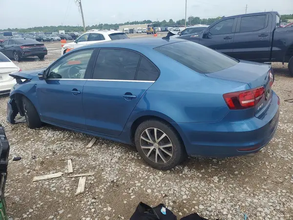3VWDB7AJ0JM259319 2018 VOLKSWAGEN JETTA - Image 2