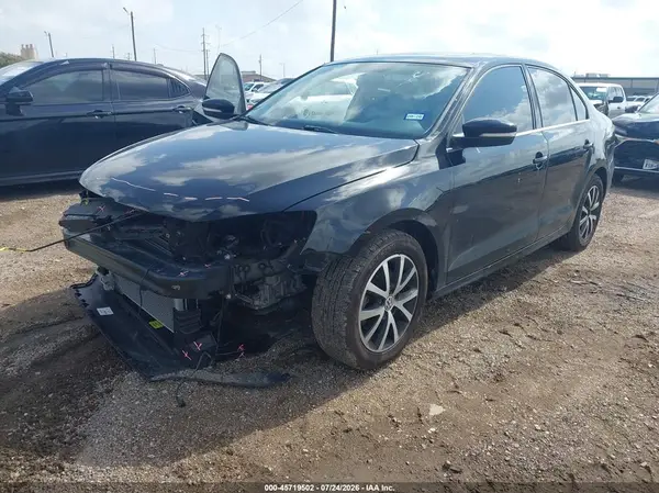 3VWDB7AJ1HM201486 2017 VOLKSWAGEN JETTA - Image 2