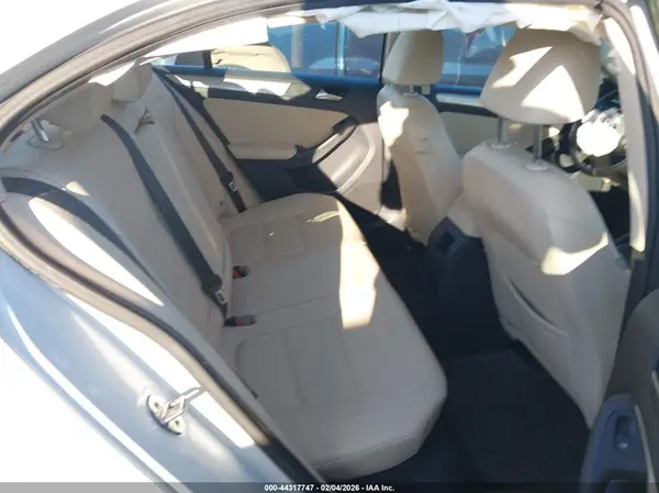 3VWDB7AJ1HM203514 2017 VOLKSWAGEN JETTA - Image 8