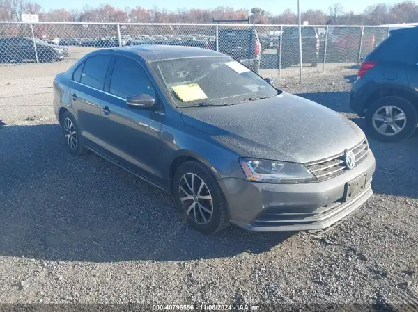 3VWDB7AJ1HM206722 2017 VOLKSWAGEN JETTA - Image 1