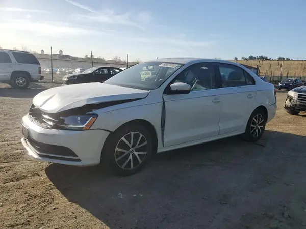 3VWDB7AJ1HM217834 2017 VOLKSWAGEN JETTA - Image 1