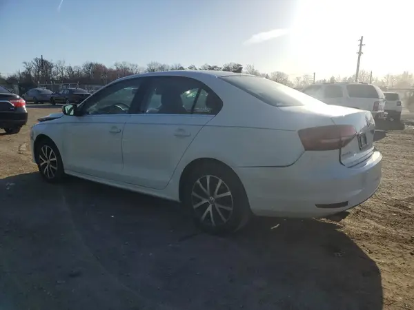 3VWDB7AJ1HM217834 2017 VOLKSWAGEN JETTA - Image 2
