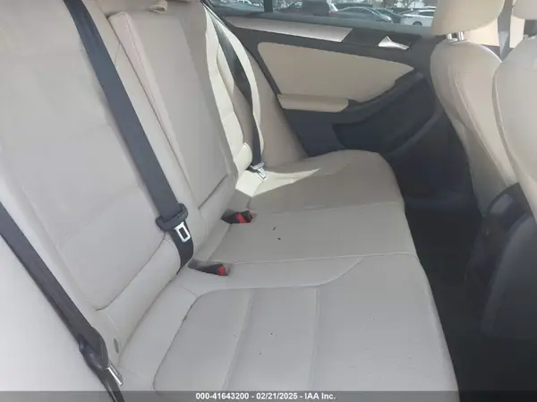 3VWDB7AJ1HM229630 2017 VOLKSWAGEN JETTA - Image 8