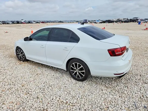 3VWDB7AJ1HM231510 2017 VOLKSWAGEN JETTA - Image 2