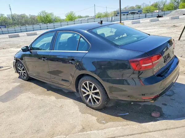3VWDB7AJ1HM239509 2017 VOLKSWAGEN JETTA - Image 2