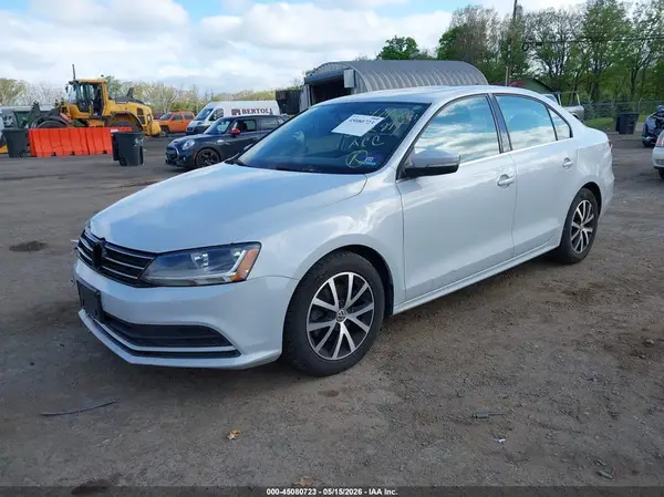 3VWDB7AJ1HM254401 2017 VOLKSWAGEN JETTA - Image 2