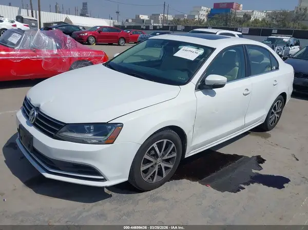 3VWDB7AJ1HM257086 2017 VOLKSWAGEN JETTA - Image 2
