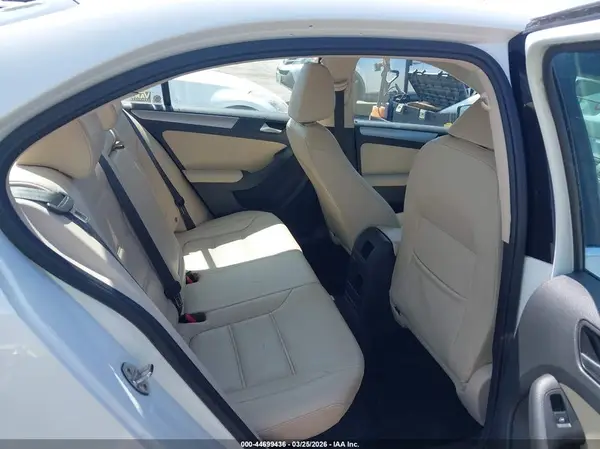 3VWDB7AJ1HM257086 2017 VOLKSWAGEN JETTA - Image 8