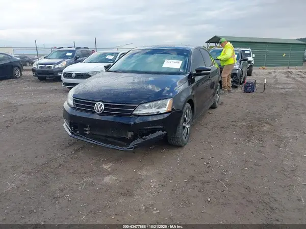 3VWDB7AJ1HM267570 2017 VOLKSWAGEN JETTA - Image 2