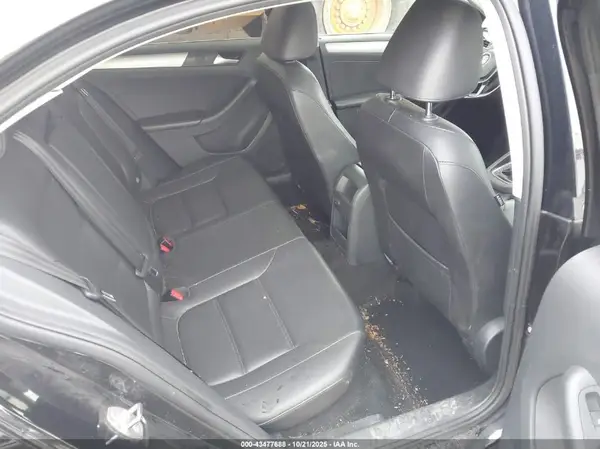 3VWDB7AJ1HM267570 2017 VOLKSWAGEN JETTA - Image 8