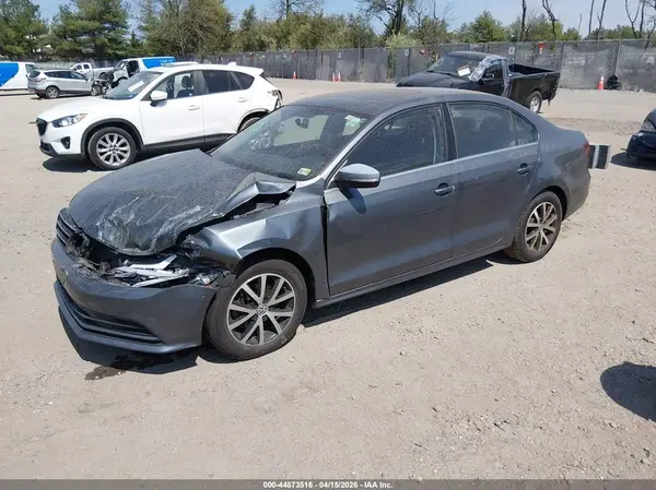 3VWDB7AJ1HM271490 2017 VOLKSWAGEN JETTA - Image 2