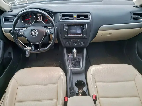 3VWDB7AJ1HM284014 2017 VOLKSWAGEN JETTA - Image 8