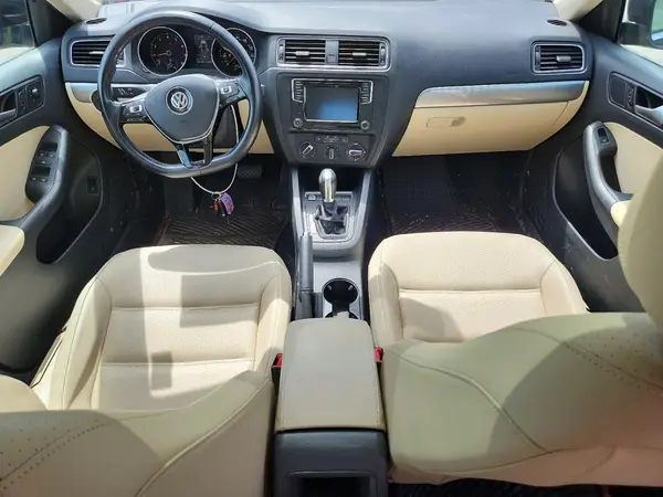 3VWDB7AJ1HM284708 2017 VOLKSWAGEN JETTA - Image 8