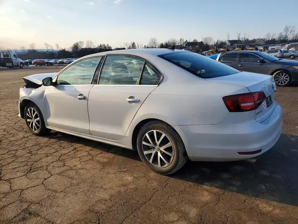 3VWDB7AJ1HM291366 2017 VOLKSWAGEN JETTA - Image 2
