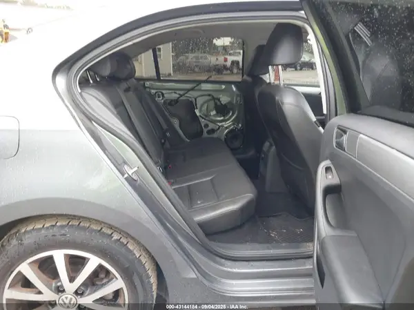 3VWDB7AJ1HM292632 2017 VOLKSWAGEN JETTA - Image 8