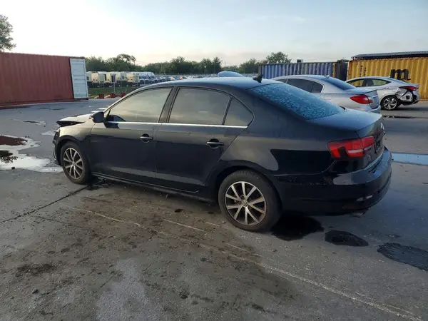 3VWDB7AJ1HM294946 2017 VOLKSWAGEN JETTA - Image 2