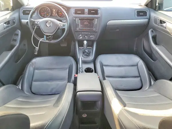 3VWDB7AJ1HM294946 2017 VOLKSWAGEN JETTA - Image 8