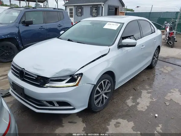 3VWDB7AJ1HM304150 2017 VOLKSWAGEN JETTA - Image 2