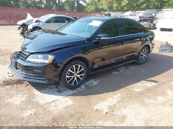 3VWDB7AJ1HM304794 2017 VOLKSWAGEN JETTA - Image 2