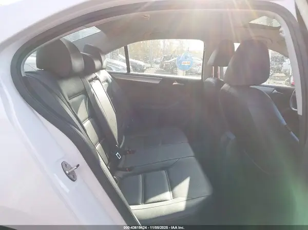 3VWDB7AJ1HM306707 2017 VOLKSWAGEN JETTA - Image 8