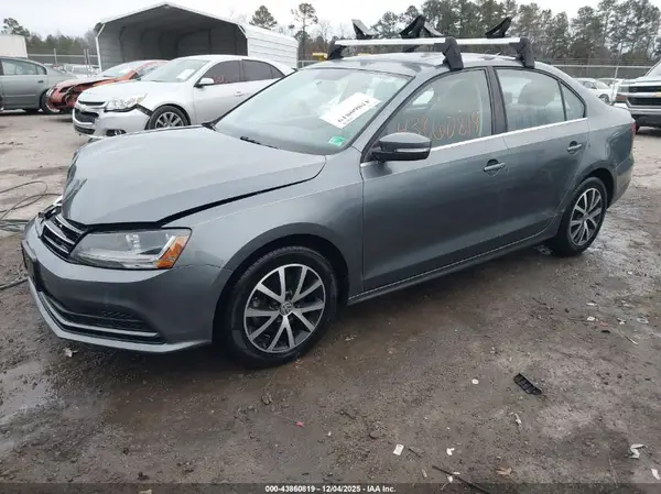 3VWDB7AJ1HM309428 2017 VOLKSWAGEN JETTA - Image 2