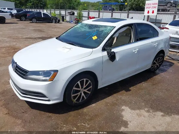 3VWDB7AJ1HM314838 2017 VOLKSWAGEN JETTA - Image 2