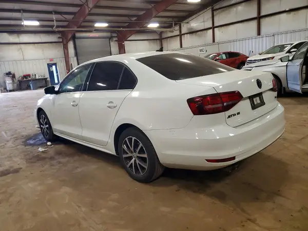 3VWDB7AJ1HM320199 2017 VOLKSWAGEN JETTA - Image 2