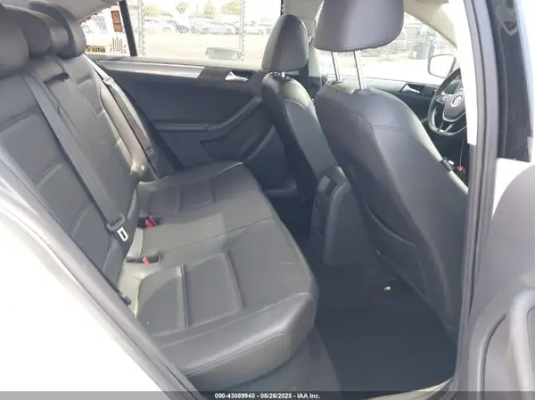 3VWDB7AJ1HM320347 2017 VOLKSWAGEN JETTA - Image 8