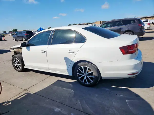 3VWDB7AJ1HM320414 2017 VOLKSWAGEN JETTA - Image 2