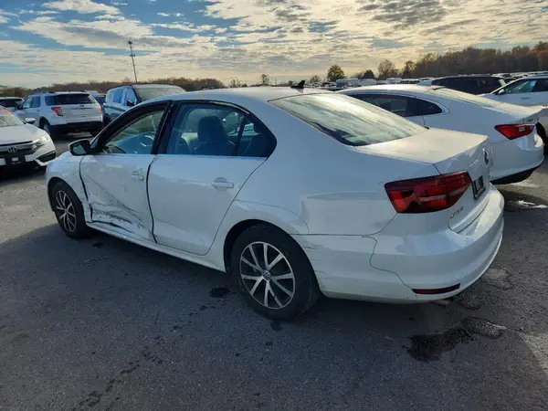 3VWDB7AJ1HM321269 2017 VOLKSWAGEN JETTA - Image 2