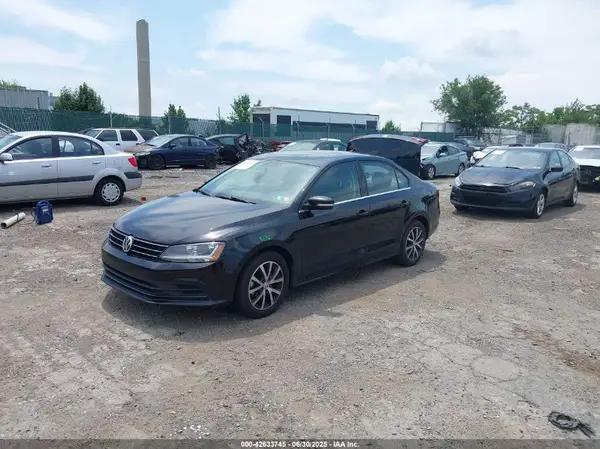 3VWDB7AJ1HM323054 2017 VOLKSWAGEN JETTA - Image 2
