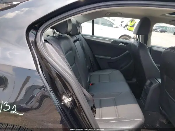 3VWDB7AJ1HM323054 2017 VOLKSWAGEN JETTA - Image 8